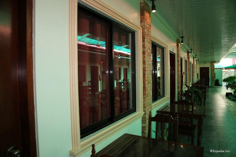Reddoorz Premium Near Pristine Beach 公主港 外观 照片